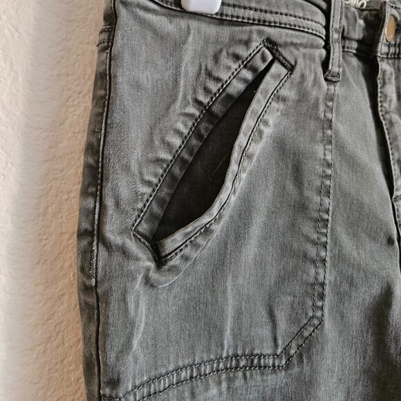 Mossimo Supply Co. Army Green Jegging - Super Stretch - Size 2 / 26 - Picture 4 of 6